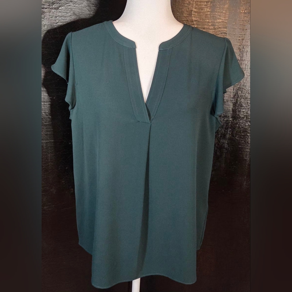 New Without Tags Calvin Klein V-Neck Hunter Green Blouse Size Large